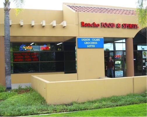 theres joe standing out front!