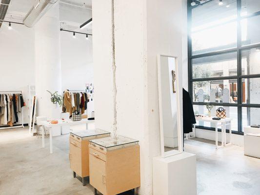 GALERIE.LA Shop Interior