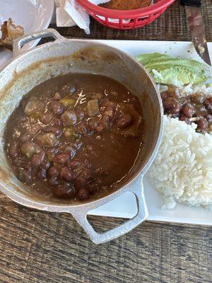 Vivi’s Gourmet Cuisine