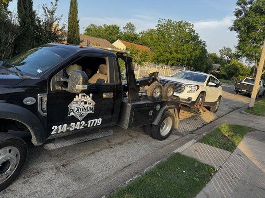 Platinum Diamond Towing