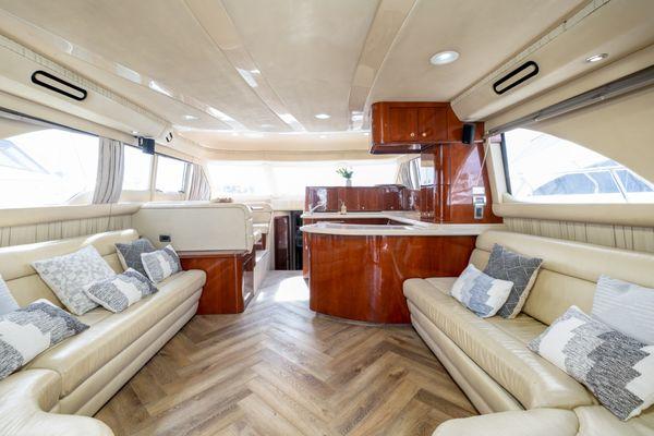 Luxurious living room with plenty of space