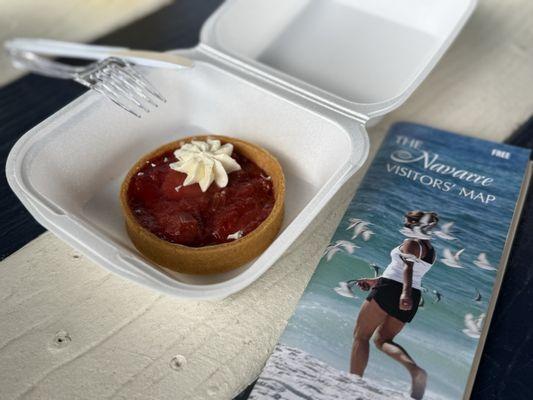 Strawberry rhubarb tart