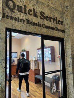 Quick Svc Jewelry Repair & Custom Desig N