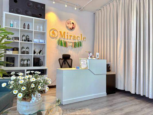 Miracle Scalp & Hair Spa