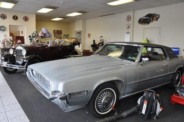 Lyman's Auto & Tire located in Hampton, New Hampshire