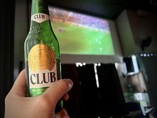 Santé Cocktail Lounge