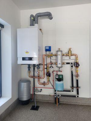 New high efficient snow melt boiler