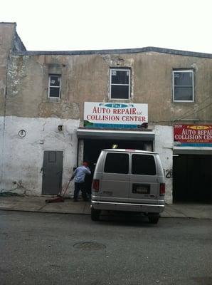 F & J Auto Repar And Collision Center