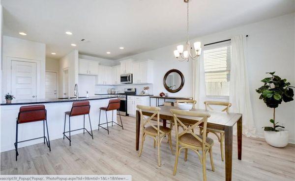 Angie Gosp - Realty One Group Prosper