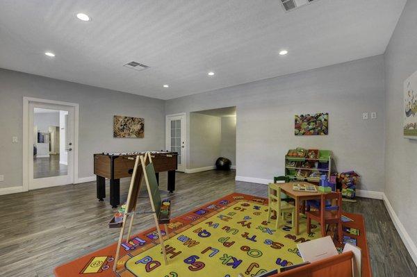 Riverbend Village Apartments