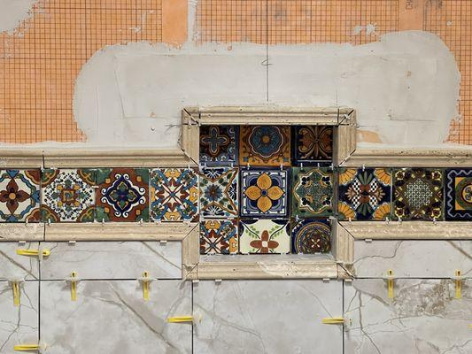 Intricate tile set