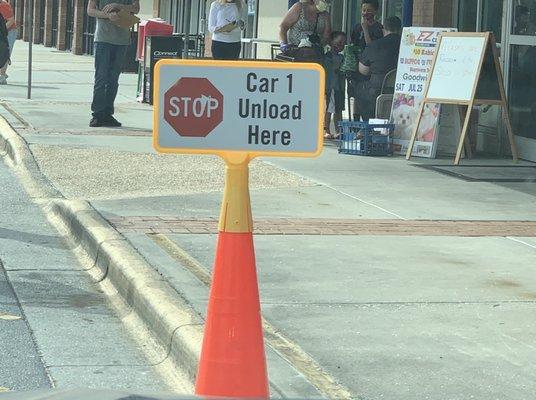 Unloading zone