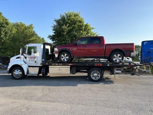Highway Towing and Repair