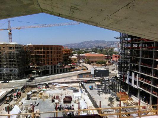 Academy square project
West Hollywood!
Roof on building "B"