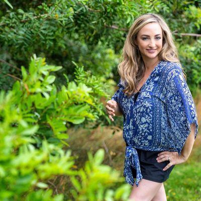 Dermaplane Facial and Brow Wax