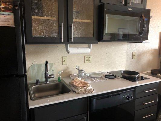 Renovated 3rd floor suite - kitchen