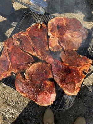 Come 0n Buy Barbeque