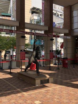 Statue of Joe Morgan