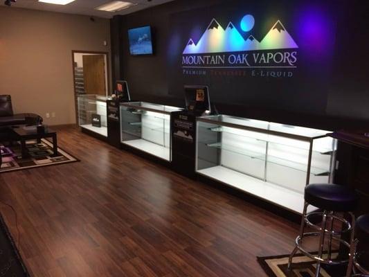 Mountain Oak Vapors of Niagara Falls