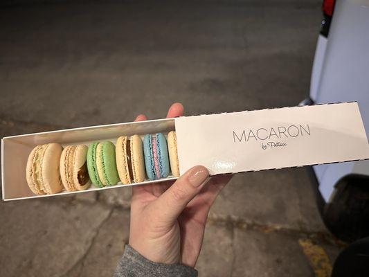 MACARON by Patisse