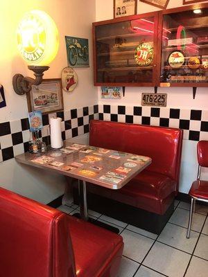 Booth & table seating.