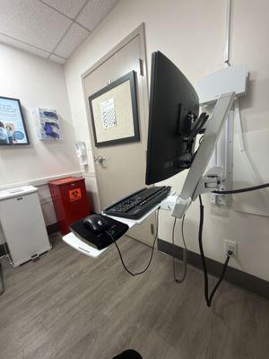 Saban Community Clinic - Hollywood