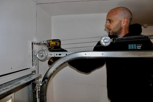 Top rated garage door repair near kirkland