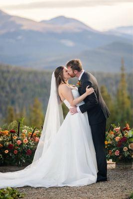 Sarah Roshan, Wedding Photographers