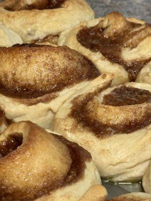 Eat The Cakes by Momma Mia