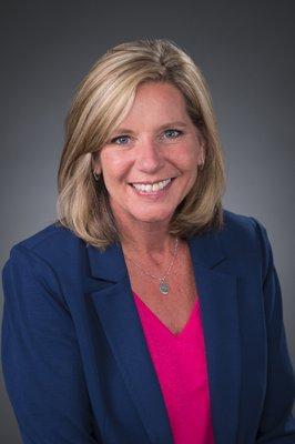 Lisa VanderMeer - Coldwell Banker Realty