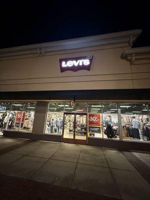 Levi’s Outlet Store