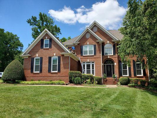 Four Seasons Roofing and Exteriors