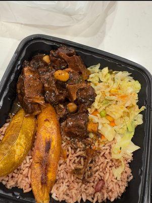 Oxtails plate