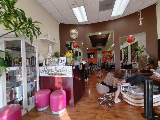 Nga Salon