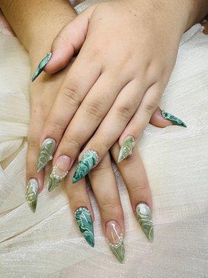 Twin Sisters Nails & Spa