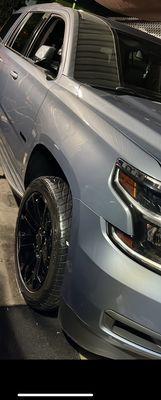 Ramon removed my old rims and installed my new rims in this photo! Very great job and quick!