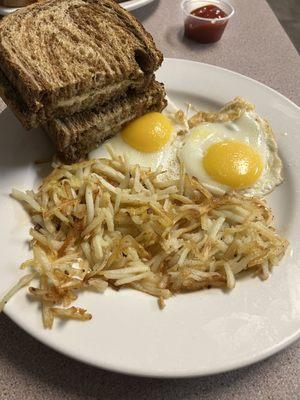 Eggs, Hashbrowns, rye toast