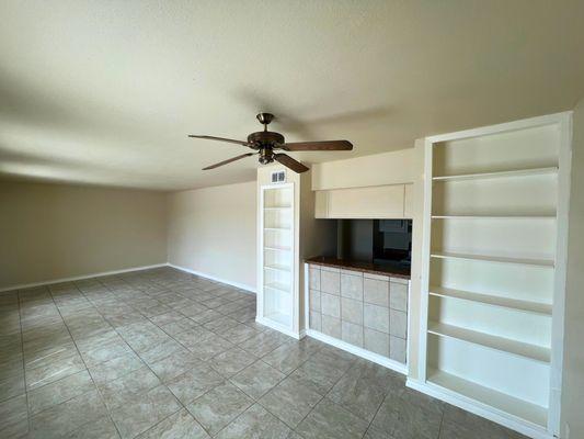 Versailles Apartments