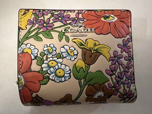 Floral Print Snap Wallet.
