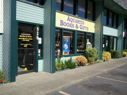 Aquarius Books & Gifts