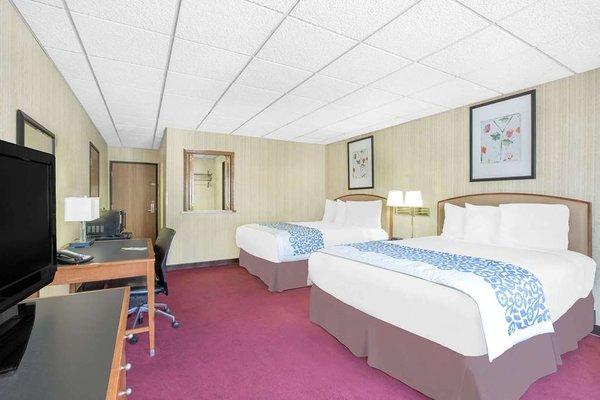 Days Inn by Wyndham Emporia