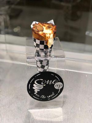 Pizza cone - Chicken with mushrooms