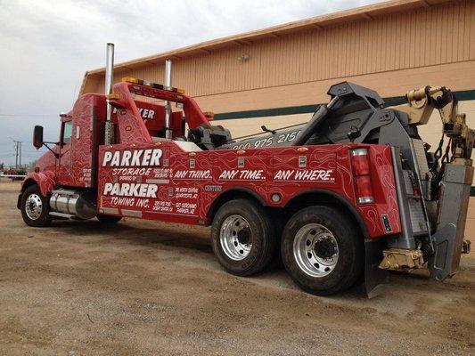 Parker Towing at Blythe offers light, medium, and heavy-duty towing and roadside services. Call us anytime at (800) 975-2155