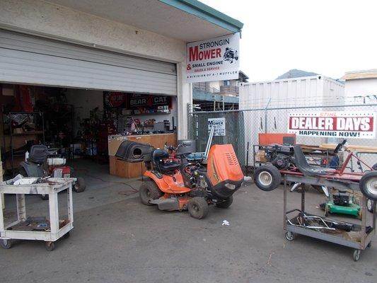Strongin Mower & Small Engine