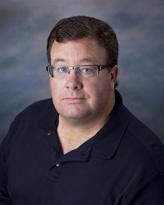 Real Estate Agent Tim Davis