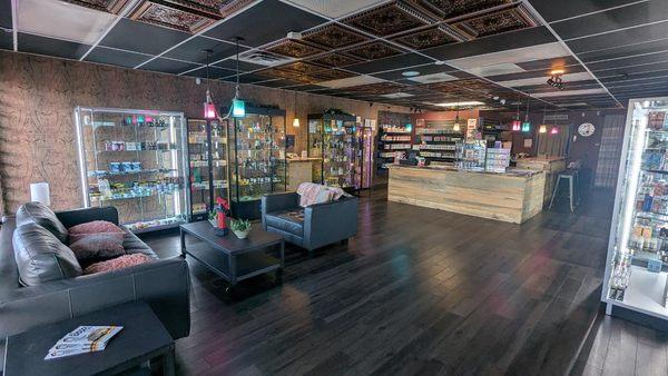 Interior - Store overview