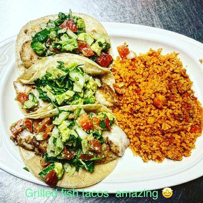 You can have it grilled or fried in abasket with fries or a platter with rice or ala mexicana style !