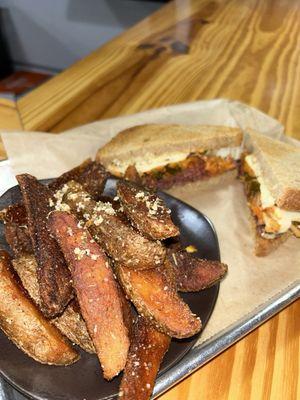 Garlic parm tallow fries