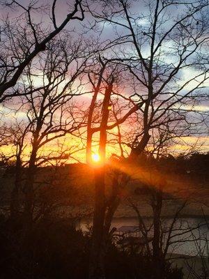 No wake Market And Grill