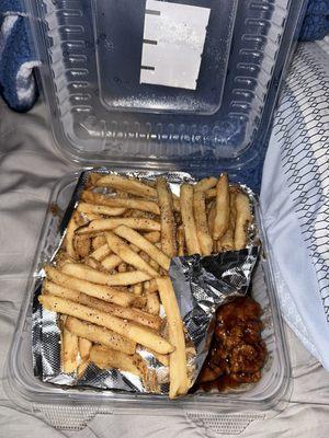 Sweet Chili Zing (mild) and Honey-Chipotle Sauce (medium)